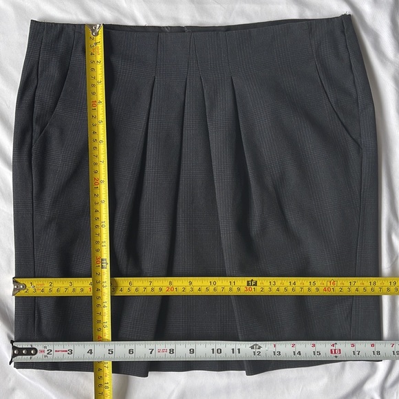 Esprit Tulip-Shaped Skirt With Front Pleats Thin Stripes Navy Blue Grey Size 8 - Picture 6 of 15